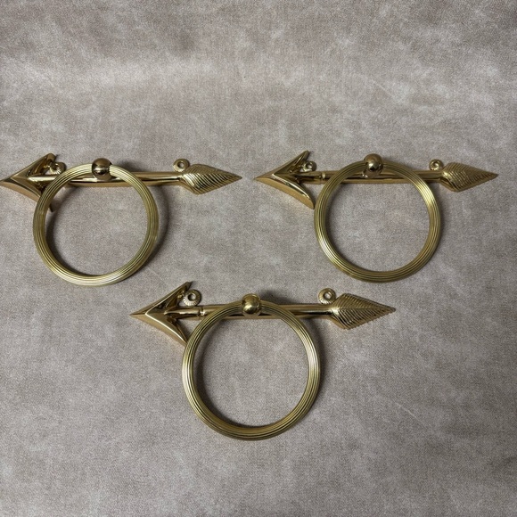 Vintage Set of (3) Solid Brass Towel Holders Arrow Design - Picture 8 of 9